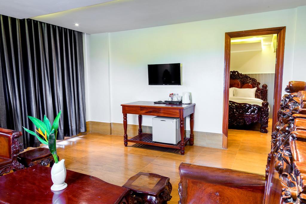 Ly Heng Chhay Hotel Paôy Pêt Eksteriør billede