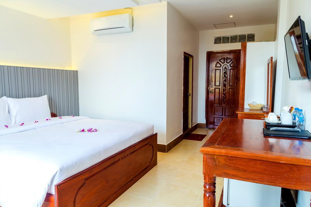 Ly Heng Chhay Hotel Paôy Pêt Eksteriør billede