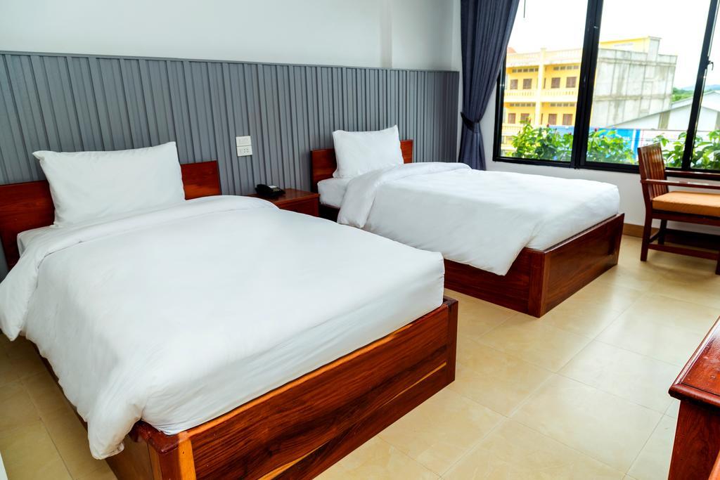 Ly Heng Chhay Hotel Paôy Pêt Eksteriør billede